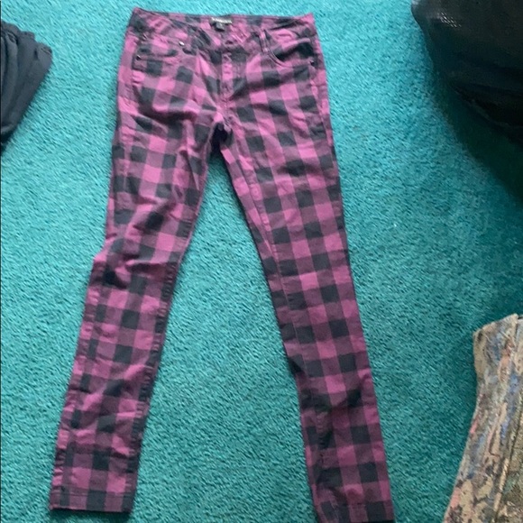 checkered skinny jeans
